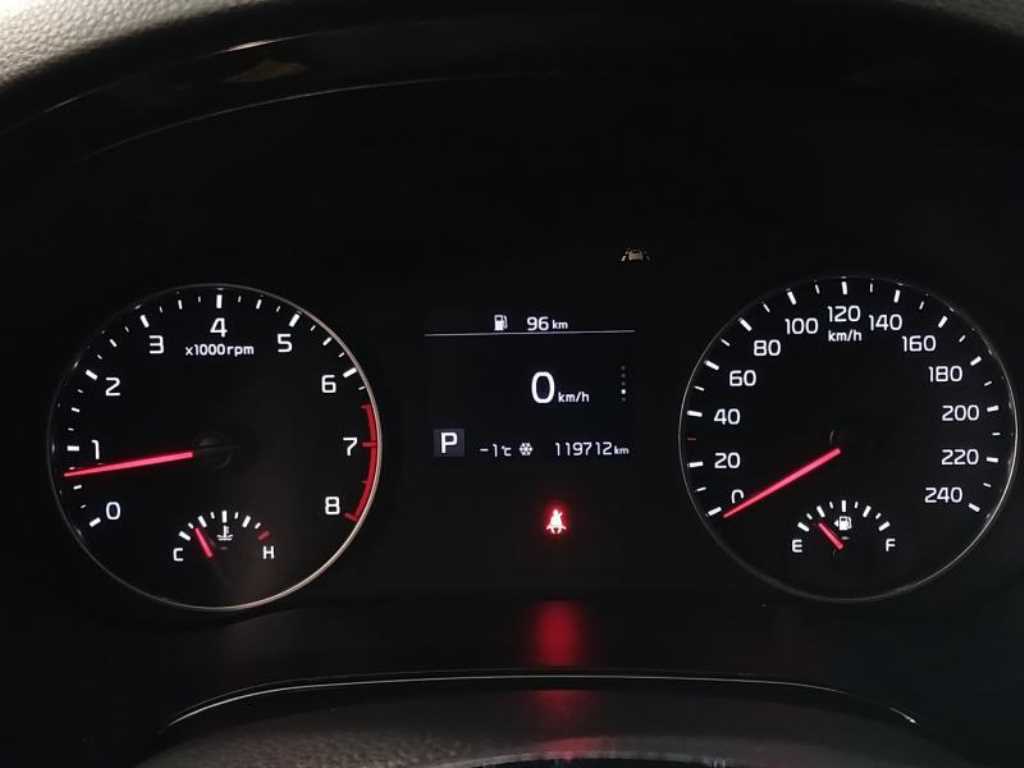 KIA Seltos - Vista 10