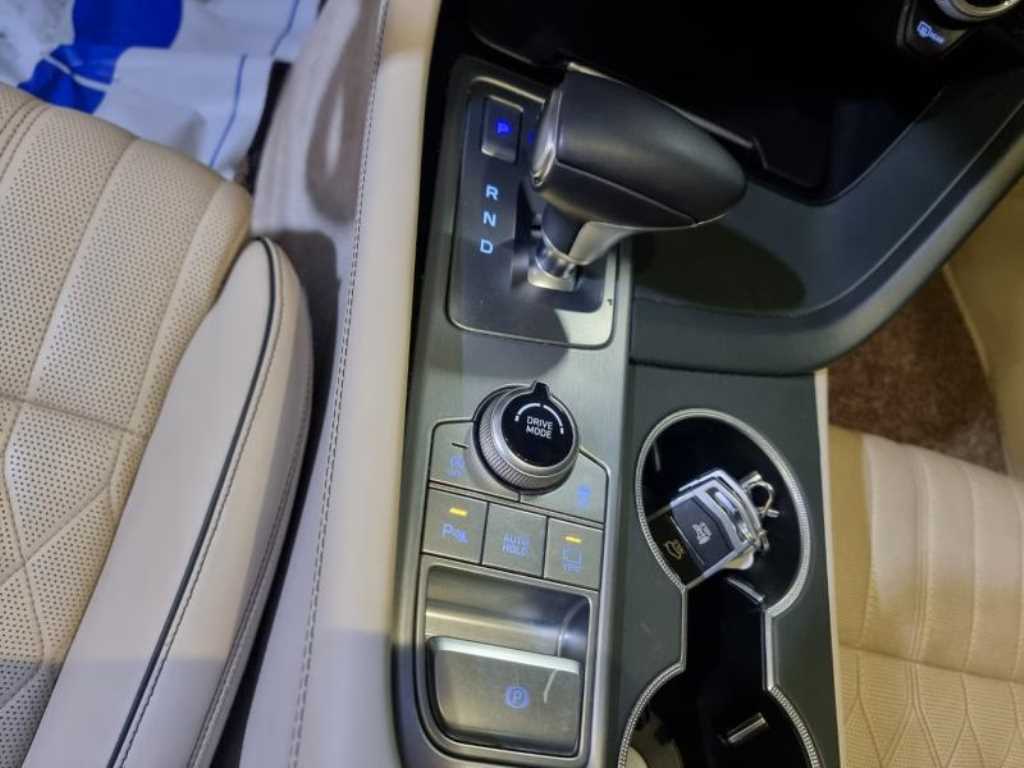 Genesis G70 - Vista 7