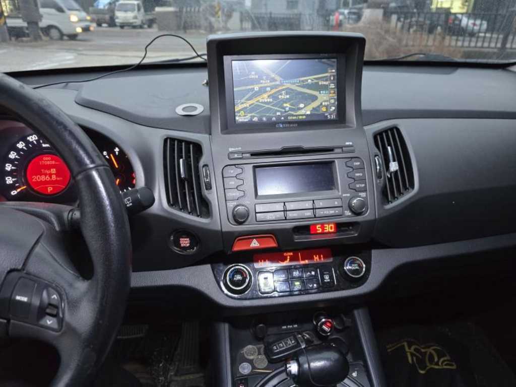 KIA Sportage - Vista 10