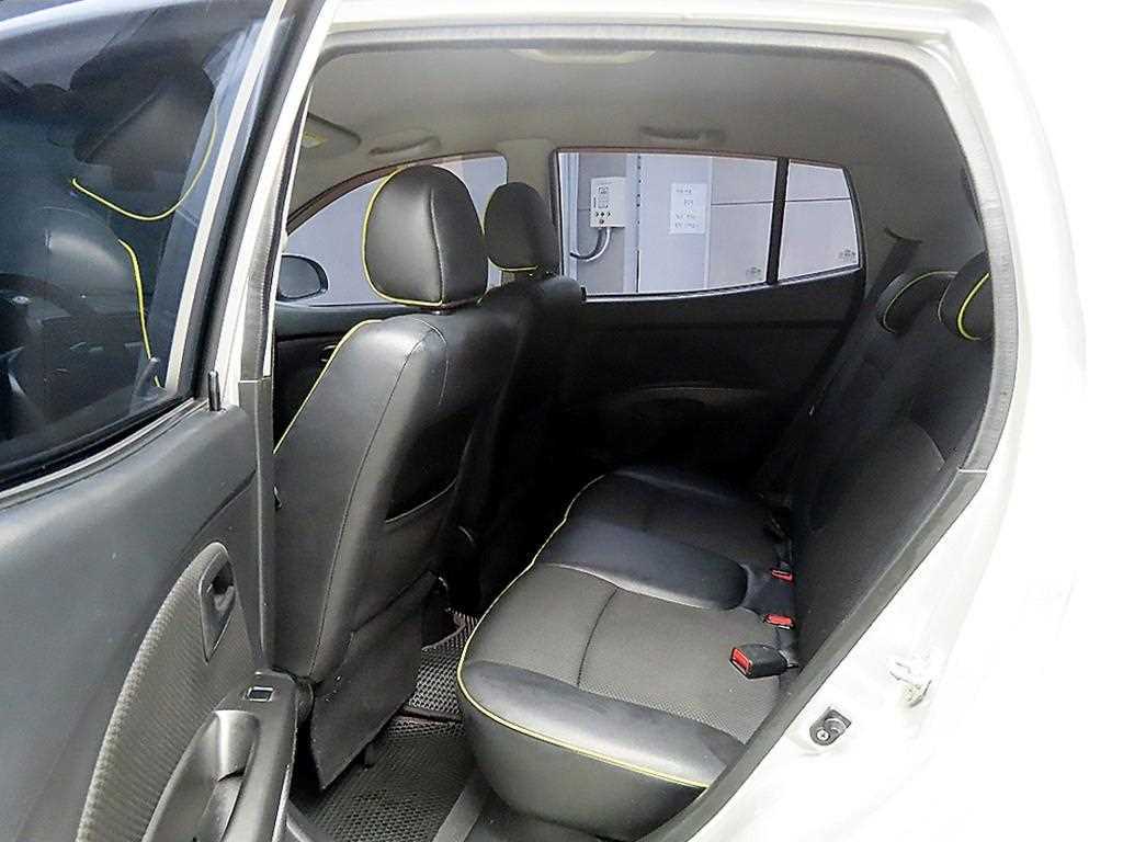 KIA Morning - Vista 6