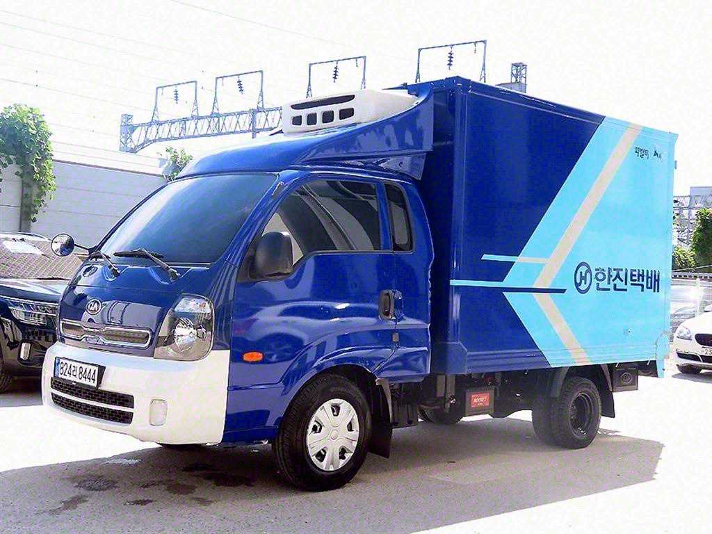 Small Truck Cargo (small) - Vista 2