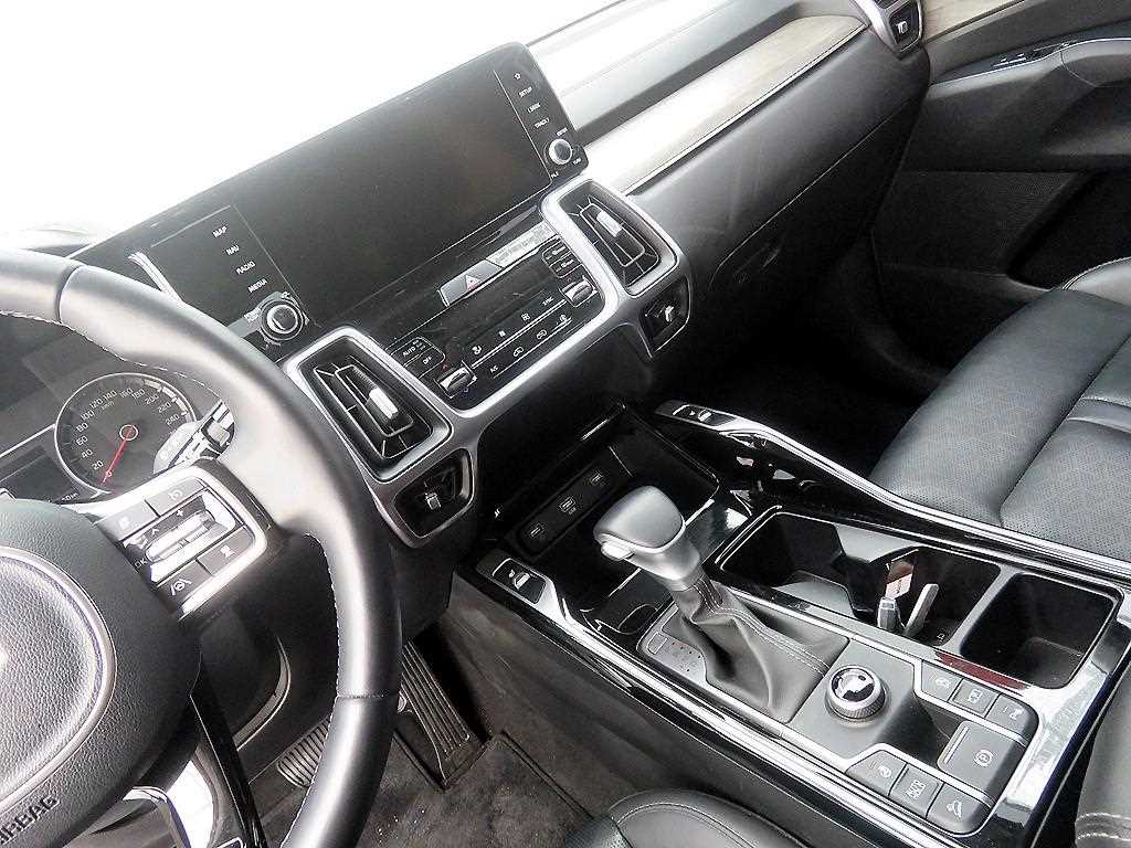 KIA Sorento - Vista 11