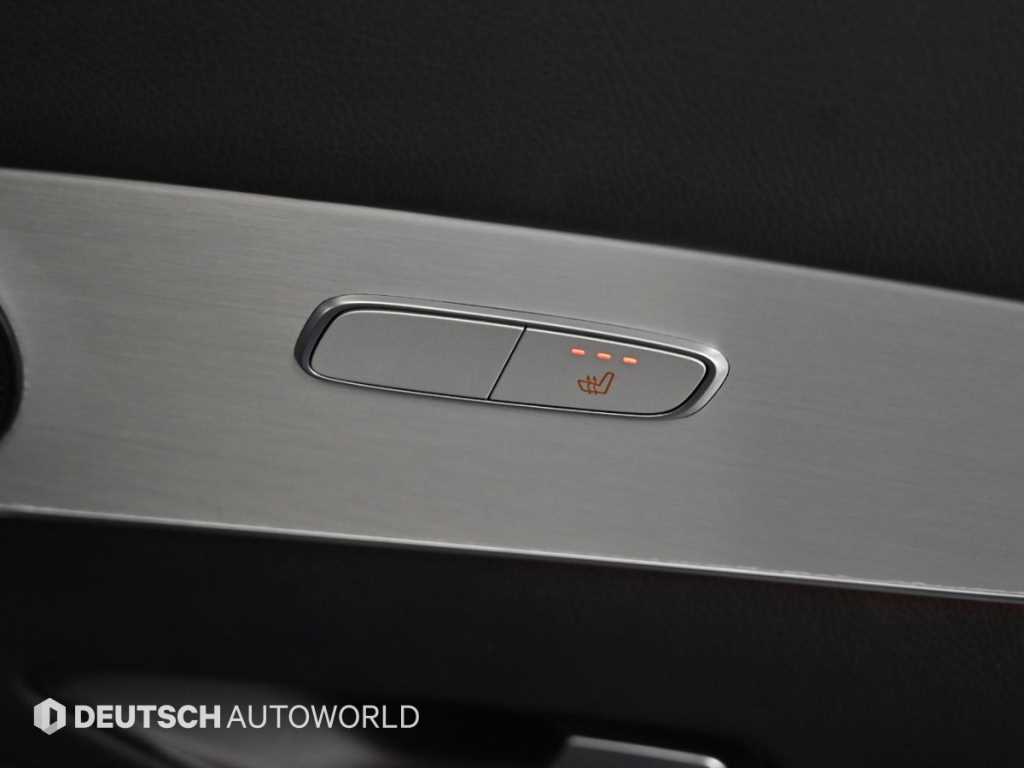 Mercedes Benz GLC Class 2018 Azul - Importación desde Corea - HF Imports Iquique - Foto 16