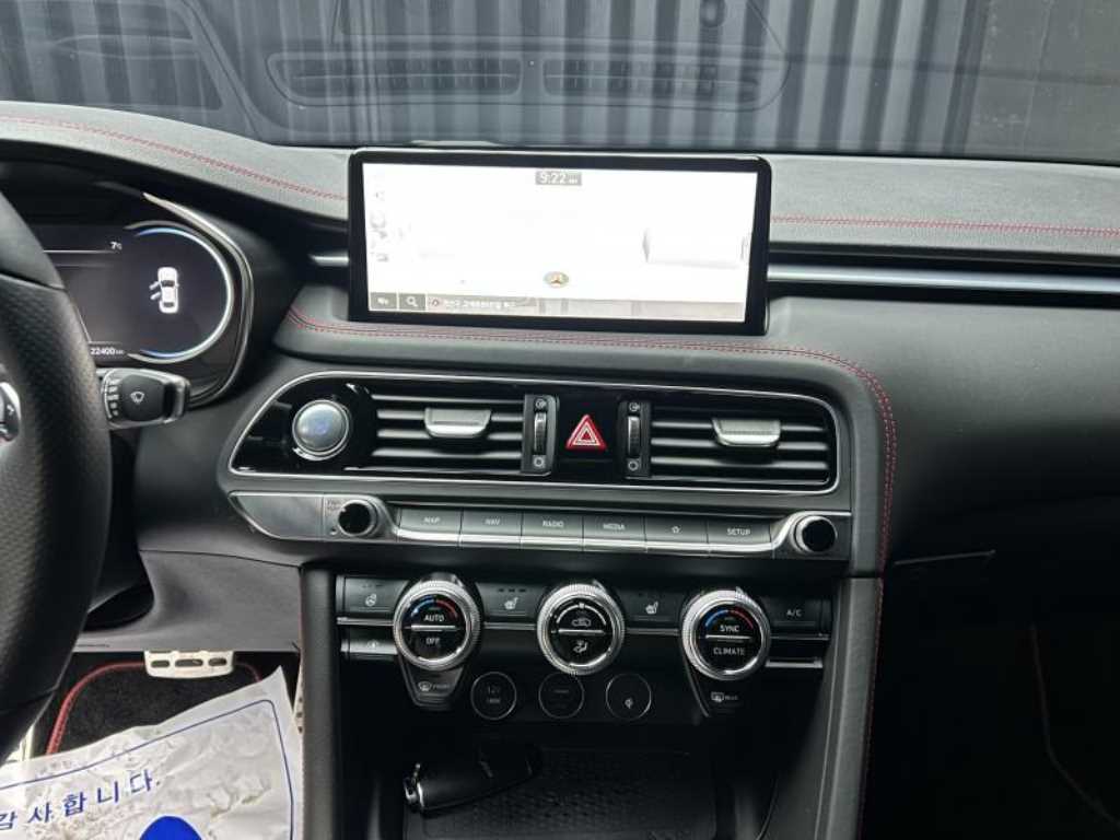 Genesis G70 - Vista 11