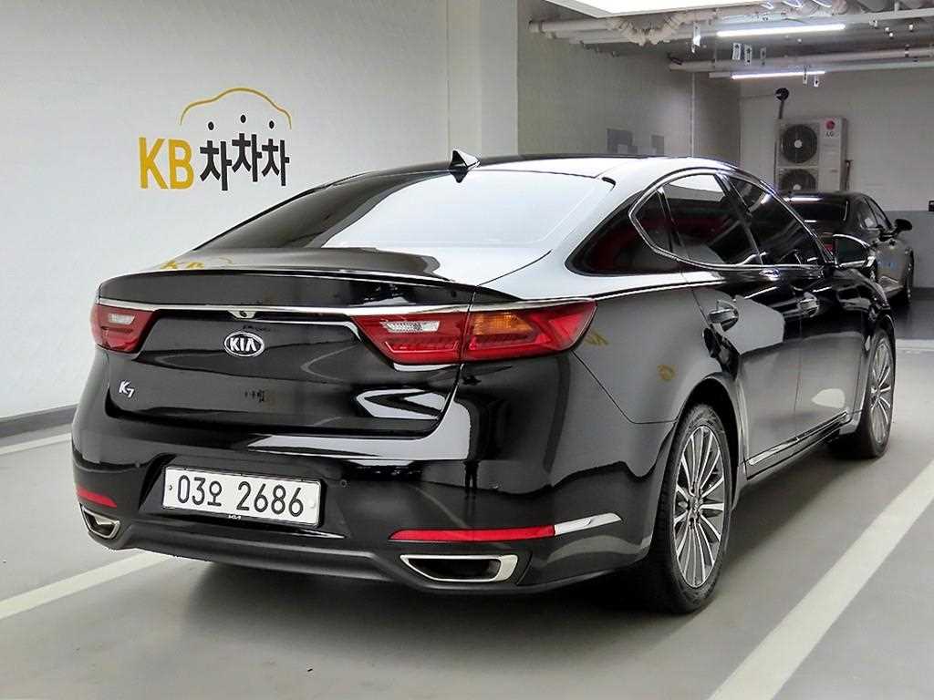 KIA K7 - Vista 4