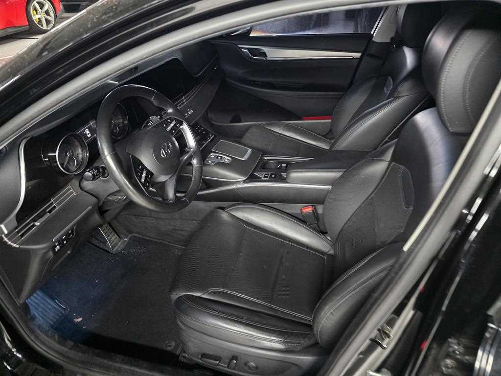 HYUNDAI Grandeur - Vista 2