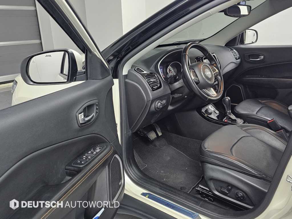 Jeep Compass - Vista 11