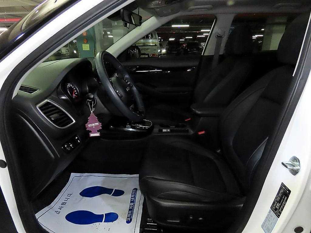 KIA Seltos - Vista 6