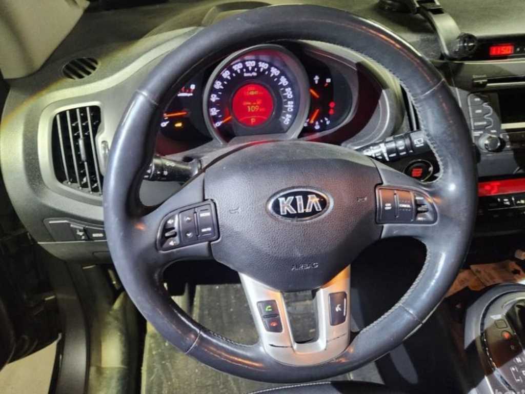 KIA Sportage - Vista 9