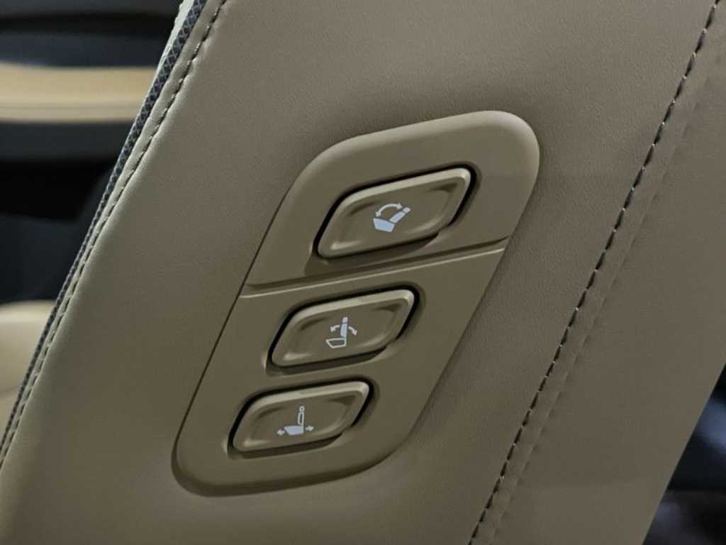 HYUNDAI Sonata - Vista 8