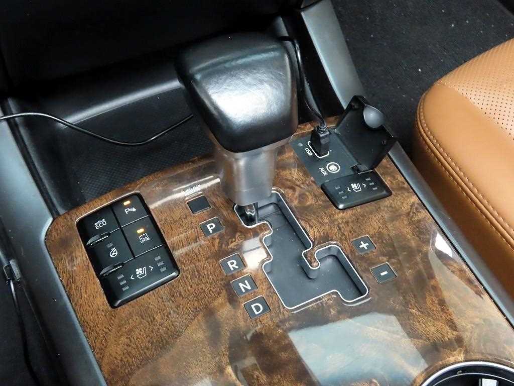 KIA Mohave - Vista 10