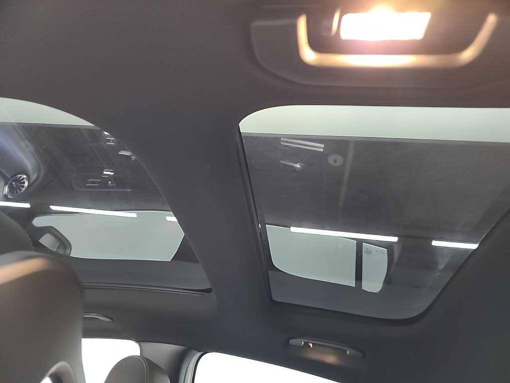 Mercedes Benz EQA 2022 Blanco - Importación desde Corea - HF Imports Iquique - Foto 13