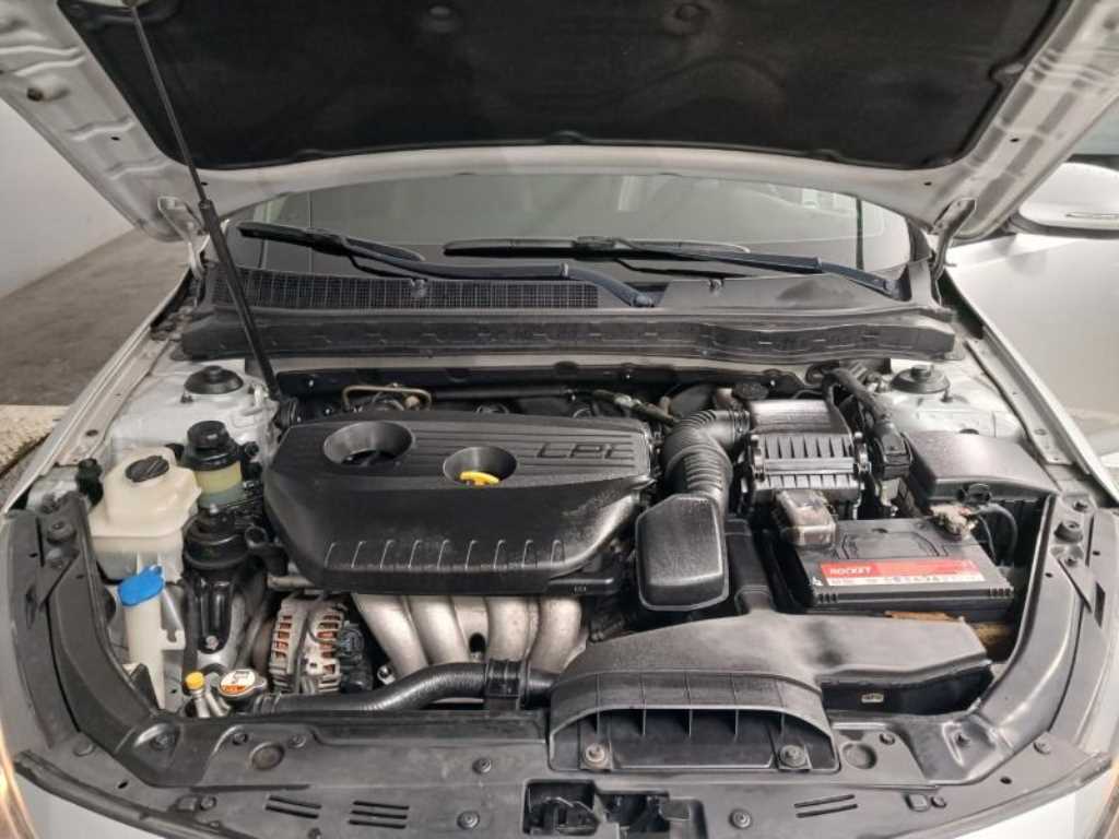 KIA K5 2012 Plateado - Importación desde Corea - HF Imports Iquique - Foto 19