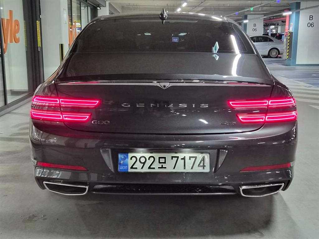 Genesis G80 - Vista 5