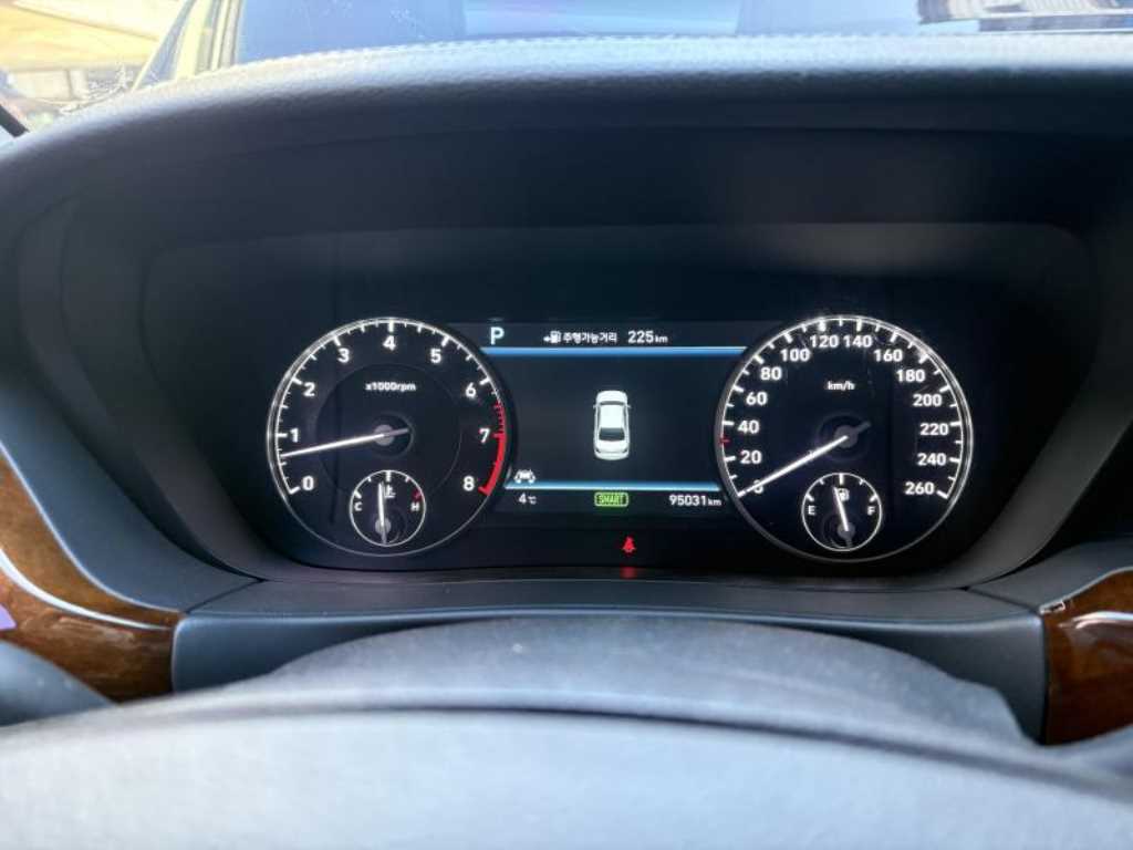 Genesis EQ900 - Vista 2