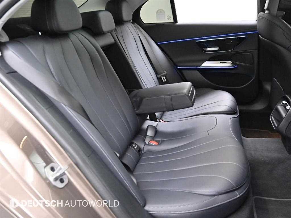 Mercedes Benz E class - Vista 11