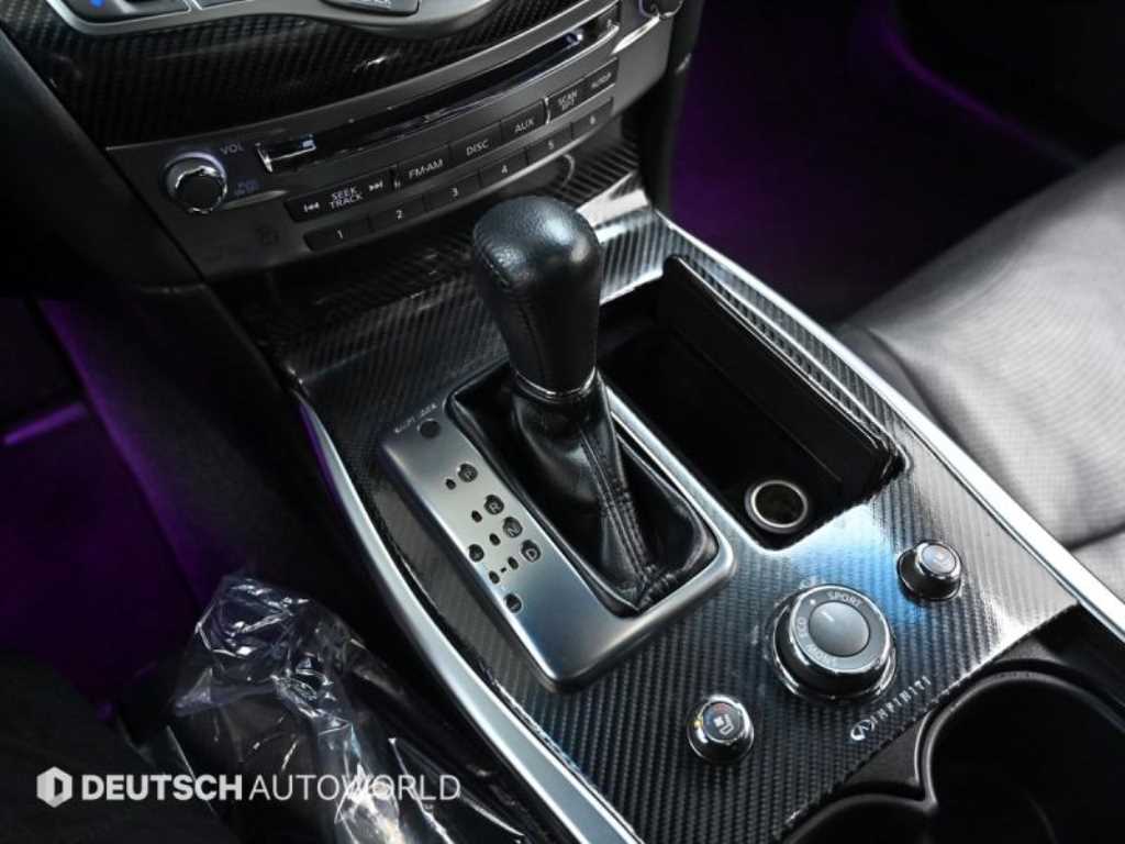 Infiniti Q - Vista 9