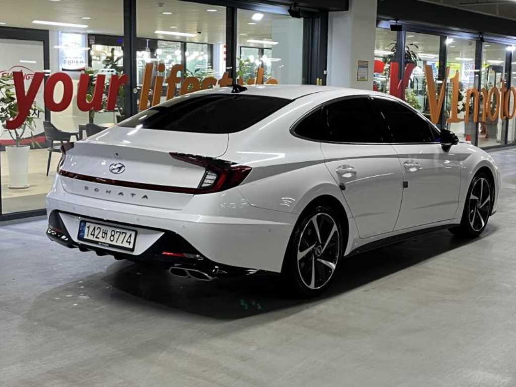 HYUNDAI Sonata - Vista 5