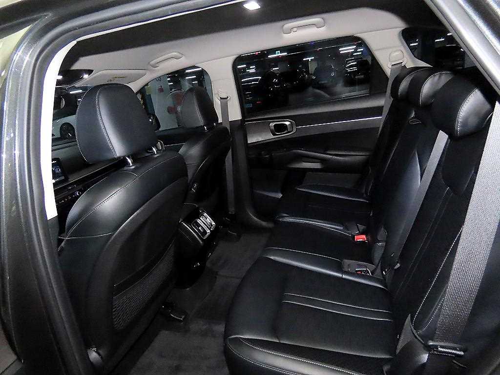 KIA Sorento - Vista 7