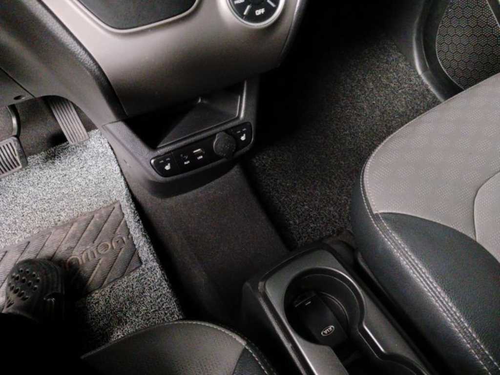 KIA Ray 2018 Negro - Importación desde Corea - HF Imports Iquique - Foto 15