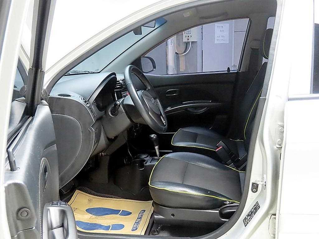 KIA Morning - Vista 5