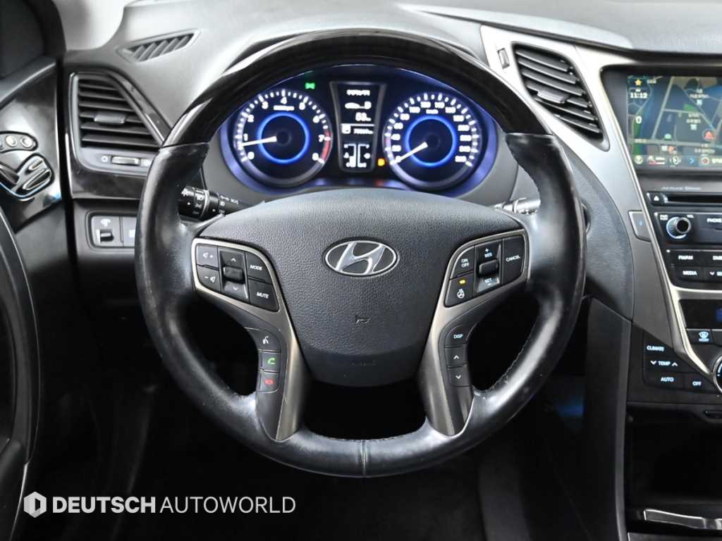 HYUNDAI Grandeur 2014 Negro - Importación desde Corea - HF Imports Iquique - Foto 13