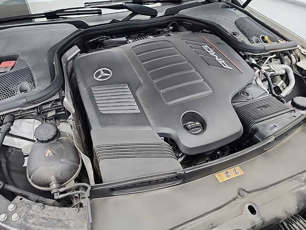 Mercedes Benz AMG GT - Vista 5