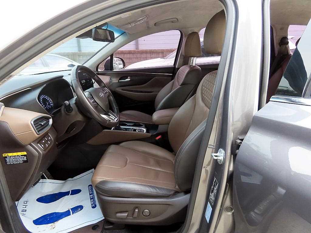 HYUNDAI Santa Fe - Vista 5