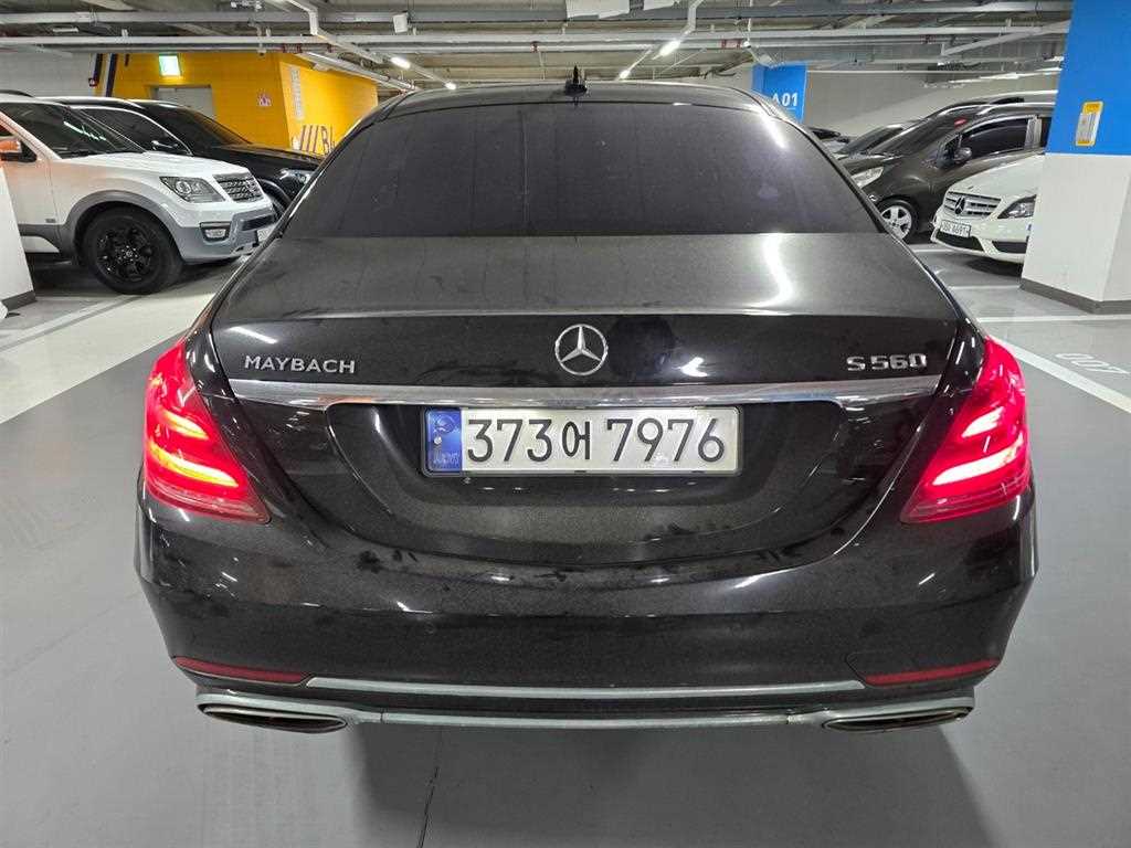 Mercedes Benz S Class - Vista 3