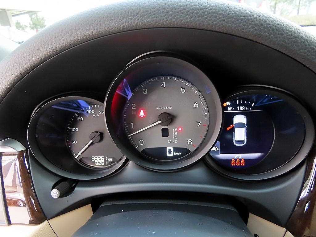 Porsche Macan - Vista 9