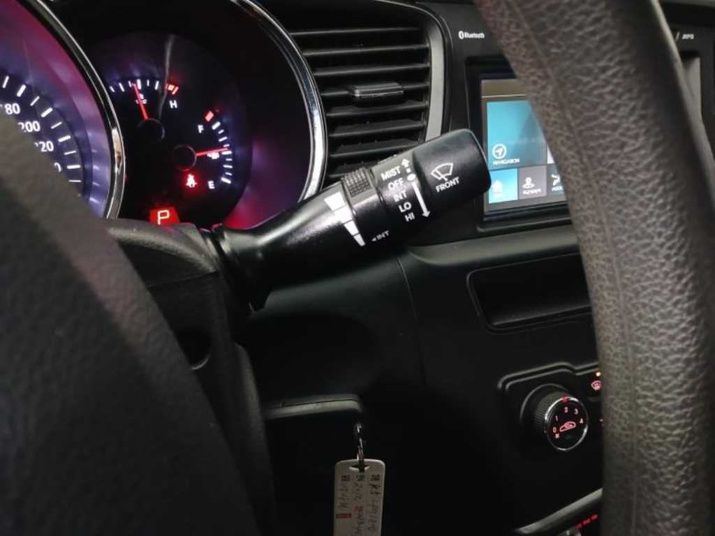 KIA K5 2012 Plateado - Importación desde Corea - HF Imports Iquique - Foto 17