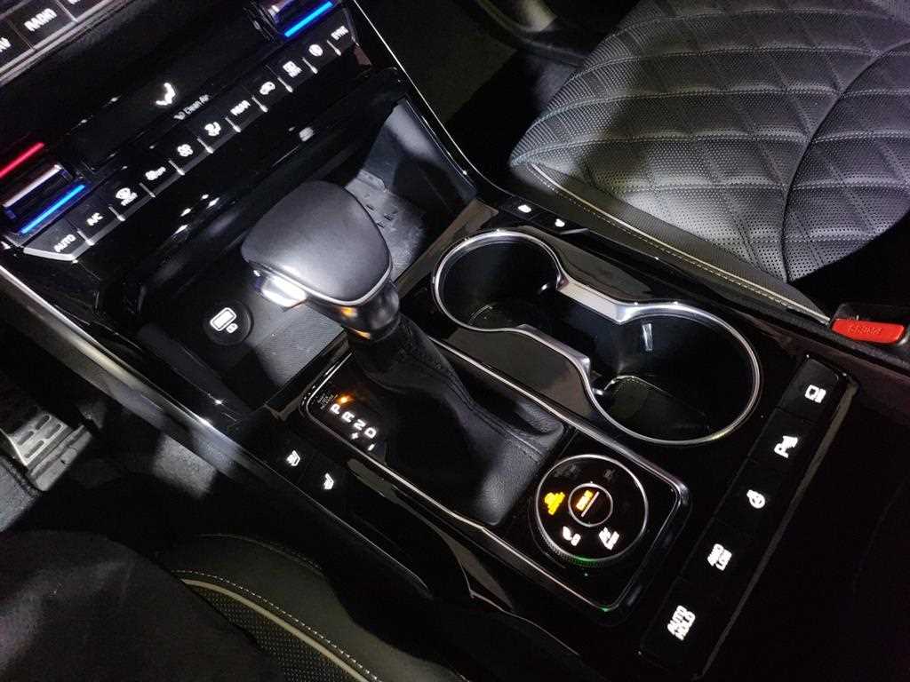 KIA Mohave - Vista 11