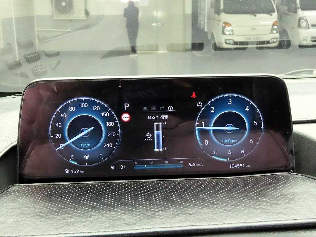 HYUNDAI Staria - Vista 6