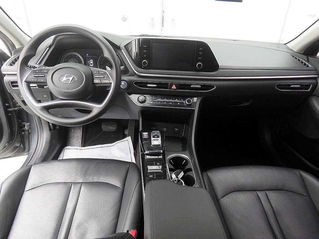 HYUNDAI Sonata - Vista 7