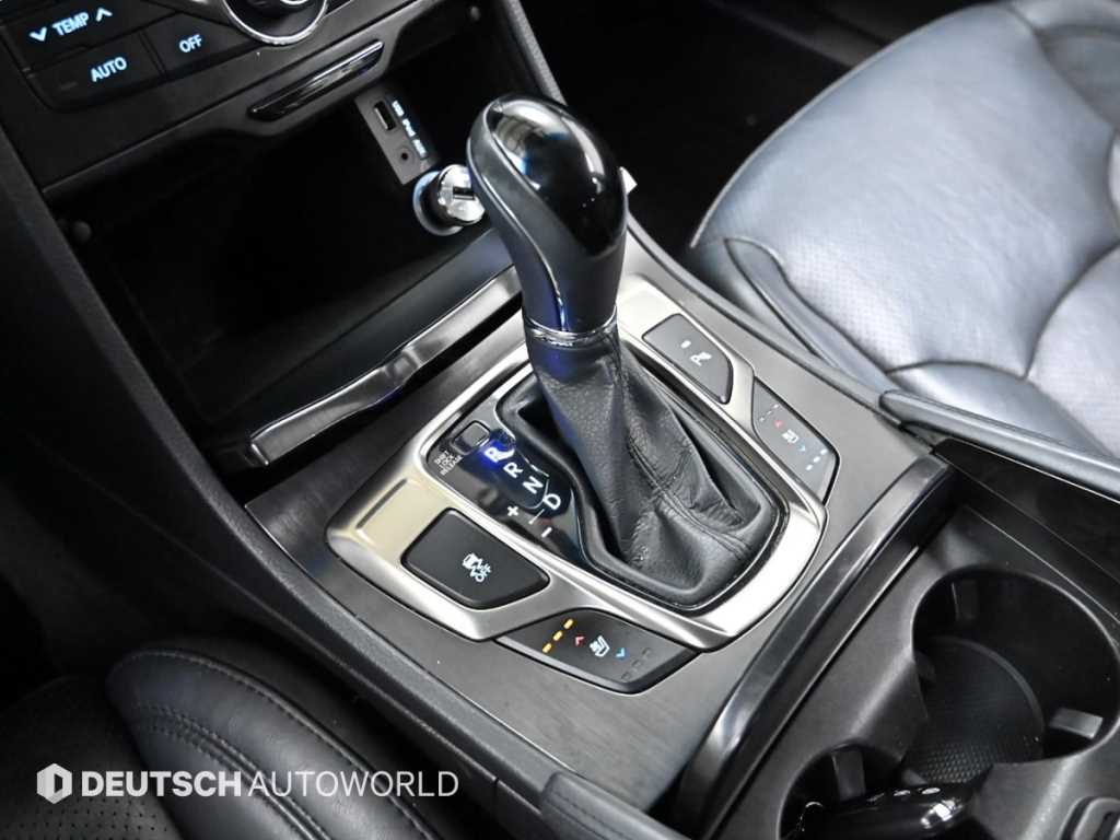 HYUNDAI Grandeur - Vista 9