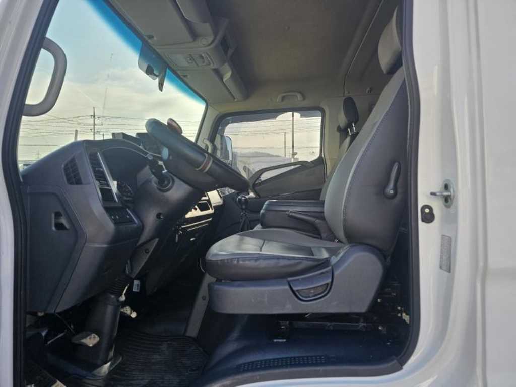 medium and large cargo Special - Vista 11