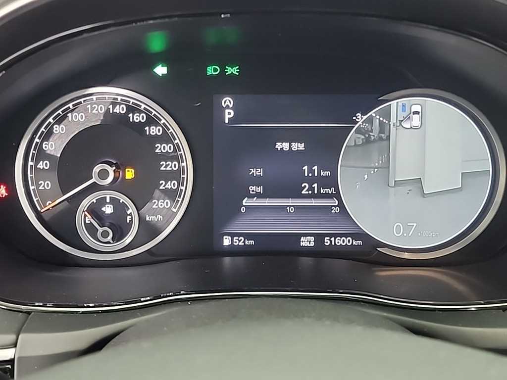 Genesis GV70 - Vista 6