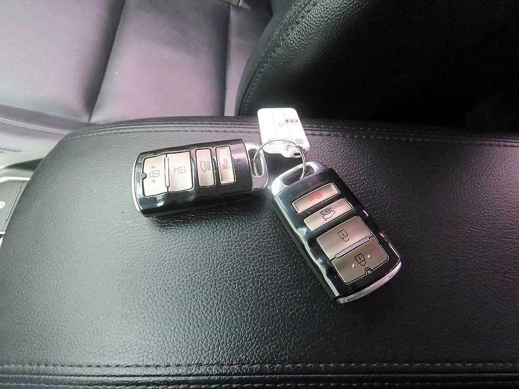 KIA K7 2016 Gris - Importación desde Corea - HF Imports Iquique - Foto 17