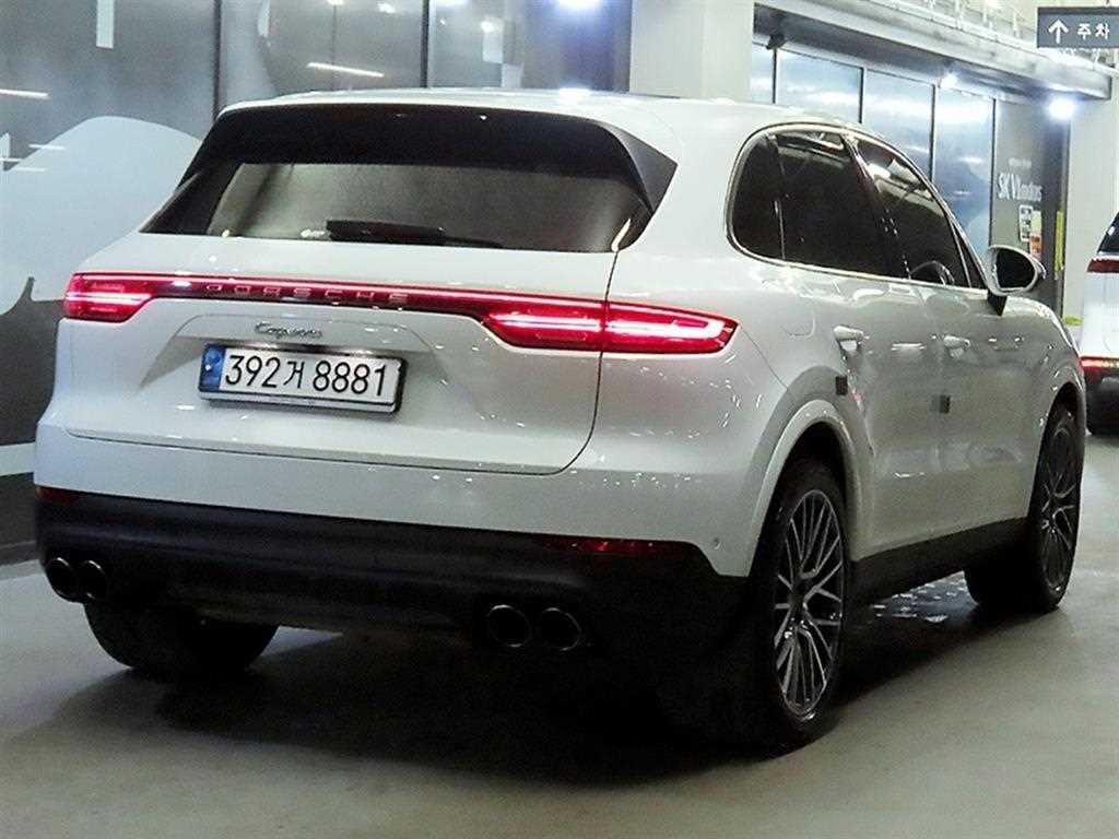 Porsche Cayenne - Vista 4