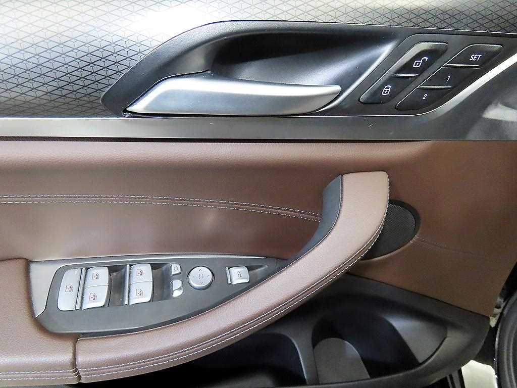 BMW X4 2023 Negro - Importación desde Corea - HF Imports Iquique - Foto 13