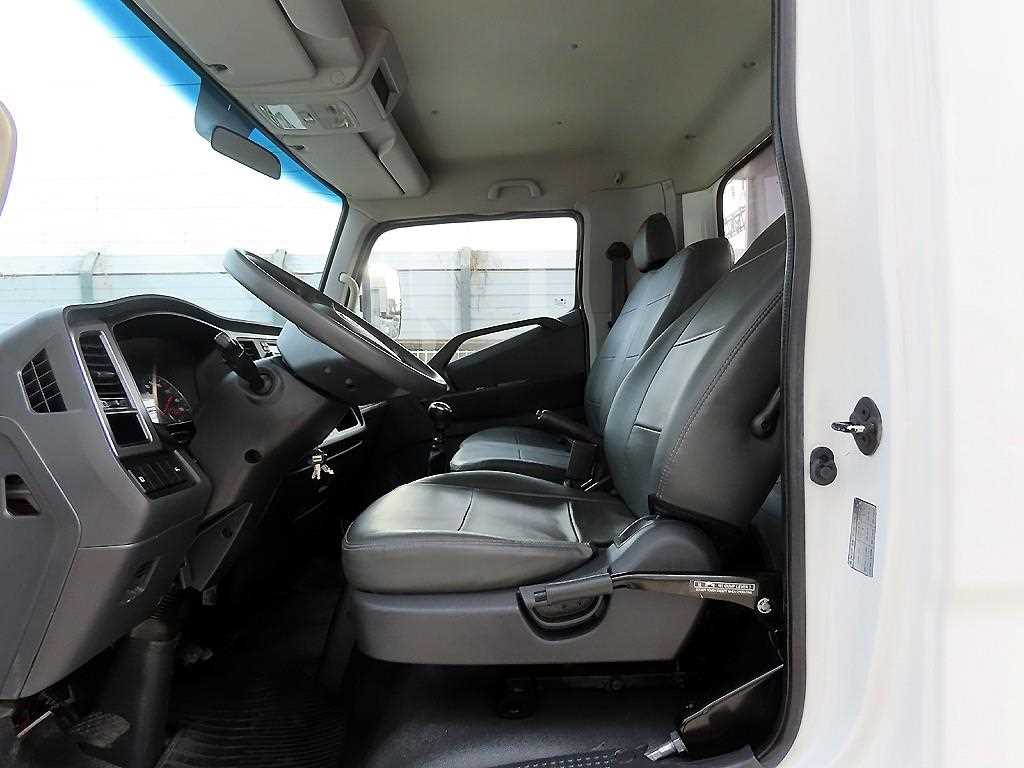 medium and large cargo dump - Vista 6