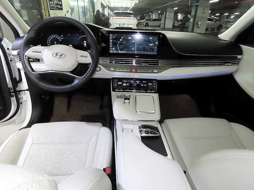 HYUNDAI Grandeur - Vista 6
