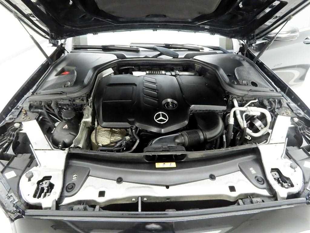 Mercedes Benz E class 2020 Negro - Importación desde Corea - HF Imports Iquique - Foto 20