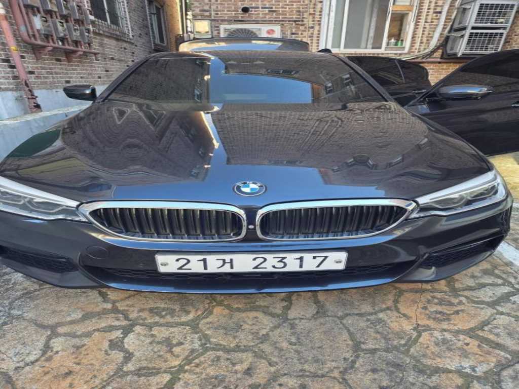 BMW 5 Series 2017 Gris - Importación desde Corea - HF Imports Iquique - Foto 1
