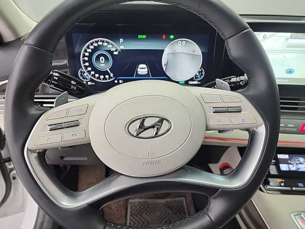 HYUNDAI Grandeur - Vista 6