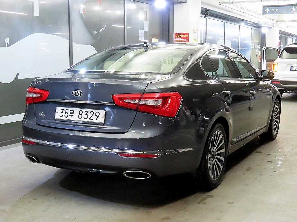 KIA K7 - Vista 4
