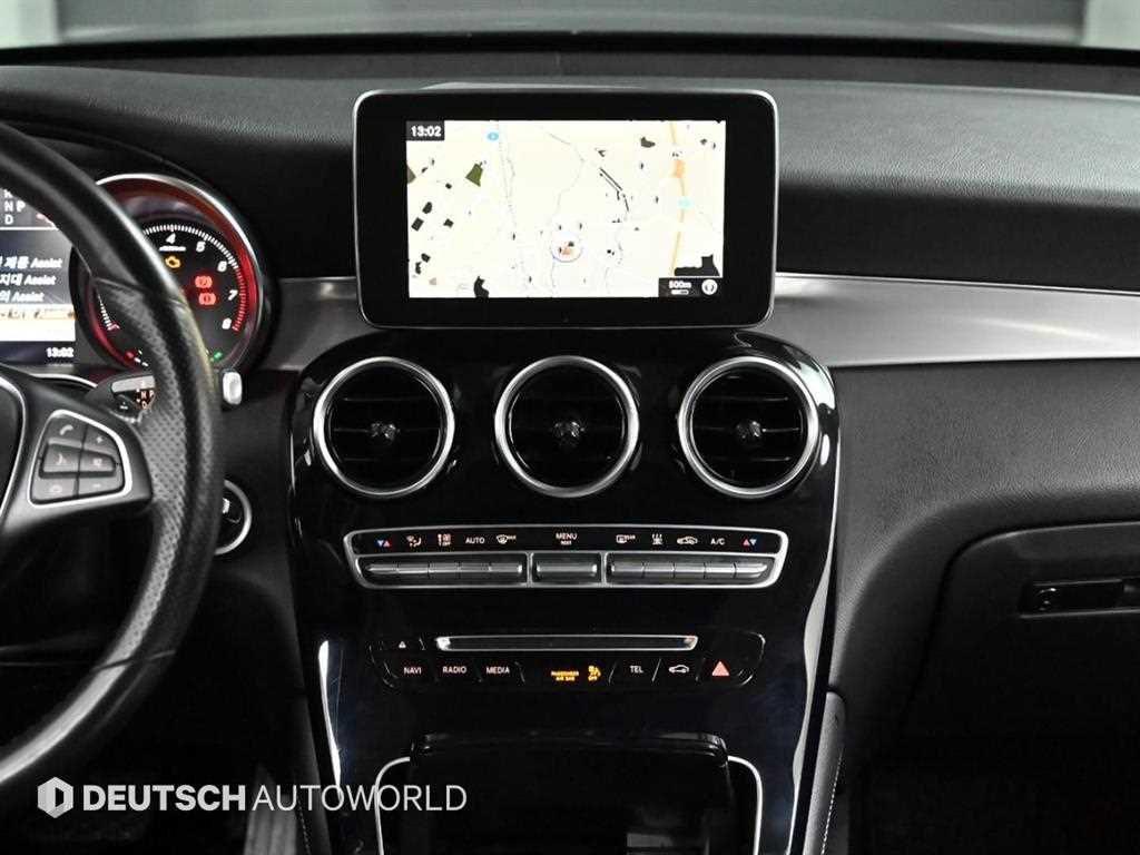 Mercedes Benz GLC Class 2018 Negro - Importación desde Corea - HF Imports Iquique - Foto 14