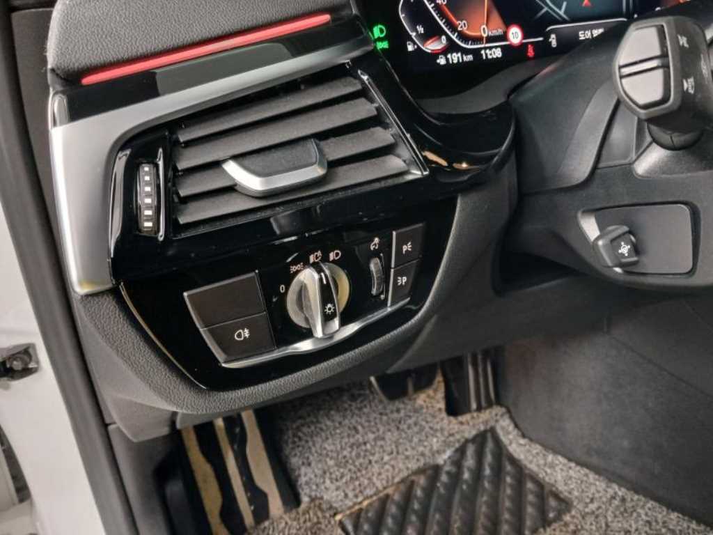 BMW 5 Series - Vista 12