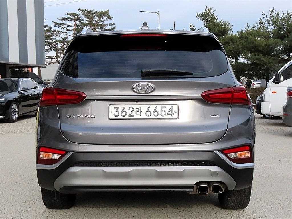 HYUNDAI Santa Fe - Vista 4