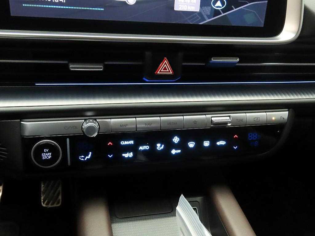 HYUNDAI Ioniq 6 - Vista 10